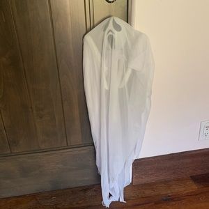 Halloween decor // hanging ghost